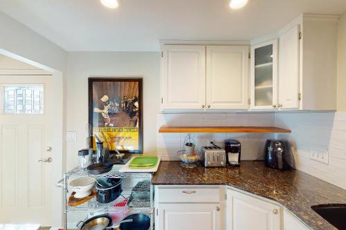Red Rocks Retreat in Englewood, USA