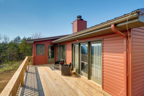 Cozy Belgrade Cottage w/ Wood-Burning Stove! in Caledonia