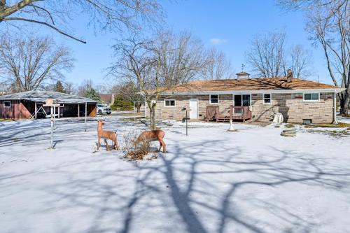 Wausau Home with Yard 1 Mi to Granite Peak Ski Area