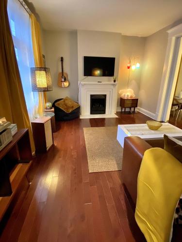 Cute Charming Vintage Townhome in German Village in Columbus, USA