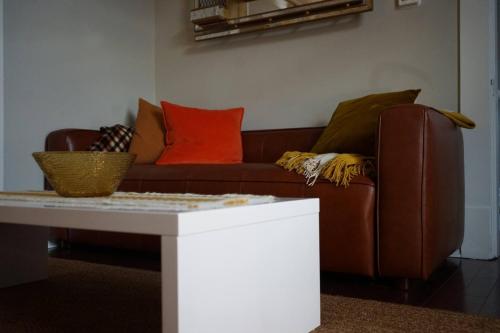 Cute Charming Vintage Townhome in German Village - image 14