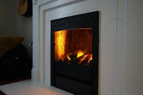 Cute Charming Vintage Townhome in German Village - image 11