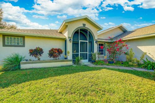 Game Room and Deck Spacious Home in St James City in Saint James City