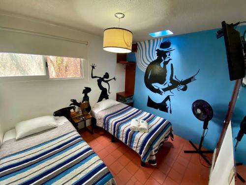 room detail thumbnail 0