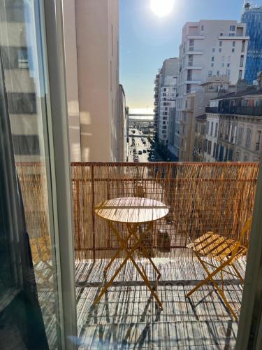 Appartement T3 Traversant 53m2 Marseille vue mer 5