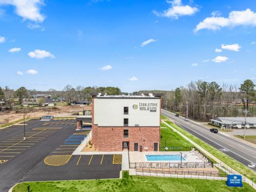 Cobblestone Hotel & Suites - Cullman in Cullman, USA