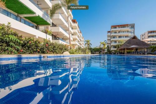 Amazing Condo with Pool