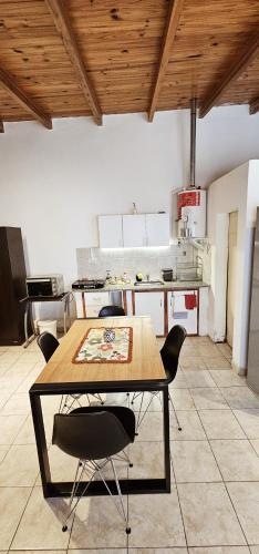 One-Bedroom Apartment image 9