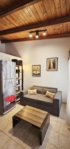 One-Bedroom Apartment image 8