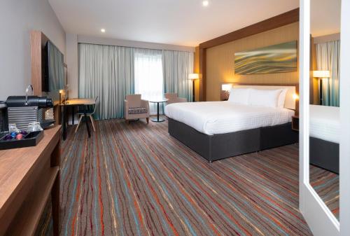 Holiday Inn Derby Riverlights an IHG Hotel - image 11