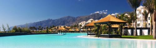 ที่เที่ยวใกล้ที่พัก, Rok Plaza in เกียเดอิโซรา