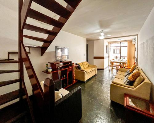 共用Lounge/電視區, Incrivel apto a 800m da Praia do Forte - Cabo Frio in 雅爾丁富拉姆波揚特