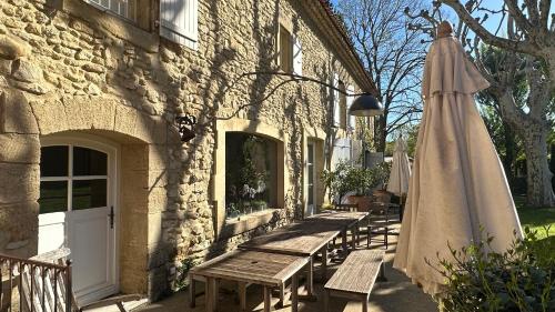 Maison avec piscine chauffée, jacuzzi et sauna 26p