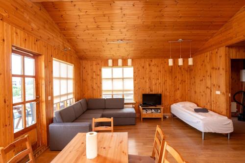 Gladheimar Cottages - image 12