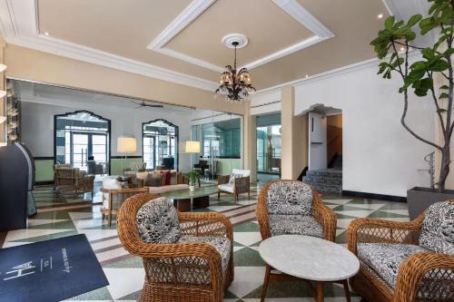 Roami at Hotel Astor - 로비