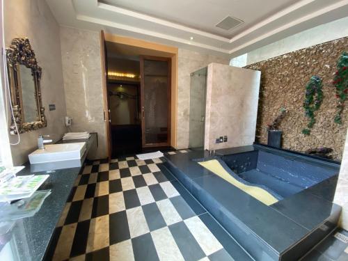 อมานี โมเทล (AMANI Motel) in เหมียวลี่