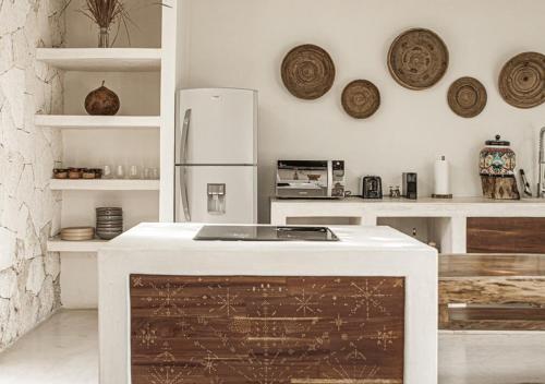 Three-Bedroom Luxury House image 7