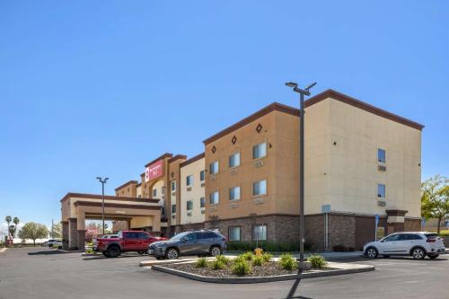 Best Western Plus Taft Inn