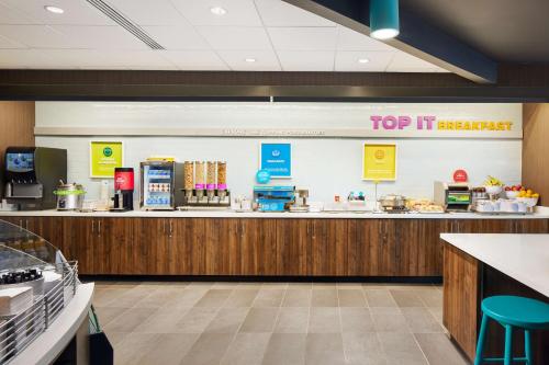 Tru By Hilton Charleston Airport Sc - image 9