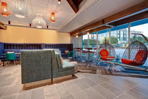 Előcsarnok, Tru by Hilton Northlake Fort Worth near Texas Motor Autópálya