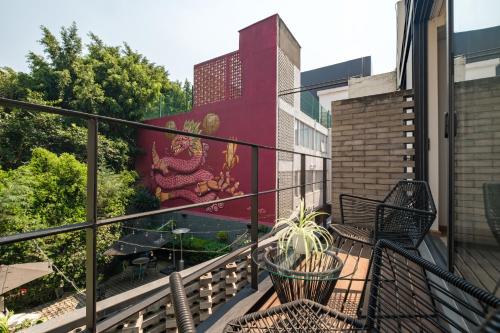 Pug Seal Polanco Allan Poe Pug Seal Polanco Allan Poe