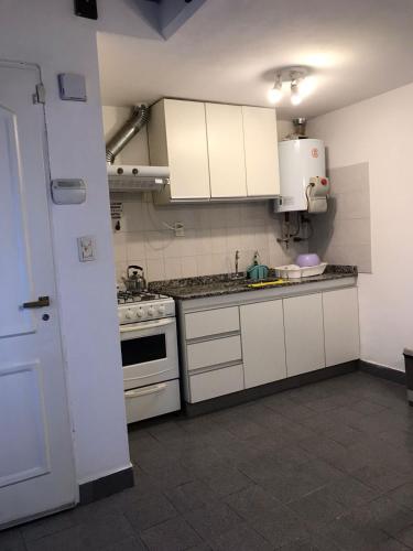 주방, Departamentos El Amanecer in 센테나리오