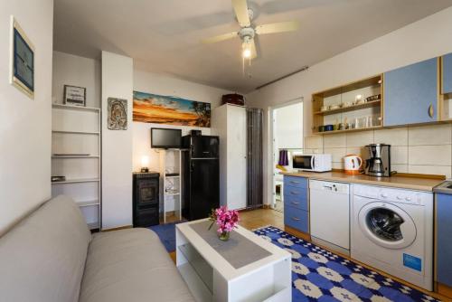 Two-Bedroom Apartment with Terrace image 4
