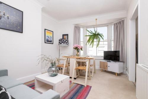 The Perfect One Bedroom Apartment!