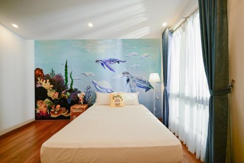 Queen Room image 9