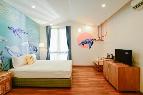 Queen Room image 7
