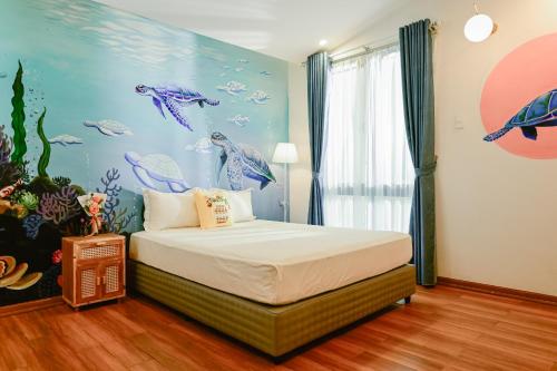 Queen Room image 5