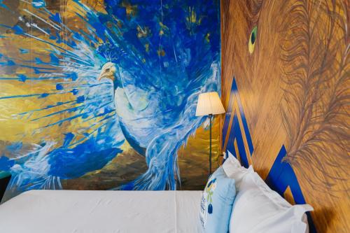 Deluxe Double Room with Balcony image 4