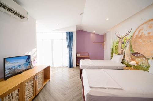 Twin Room image 8