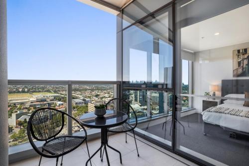 High-Rise Balcony Unit with City Views Gym Pool