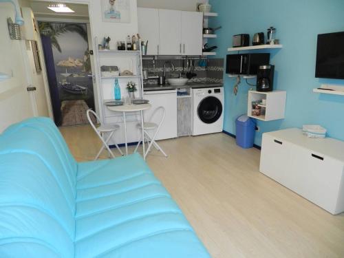 Appartement Bormes-les-Mimosas, 1 pièce, 2 personnes - FR-1-251-711