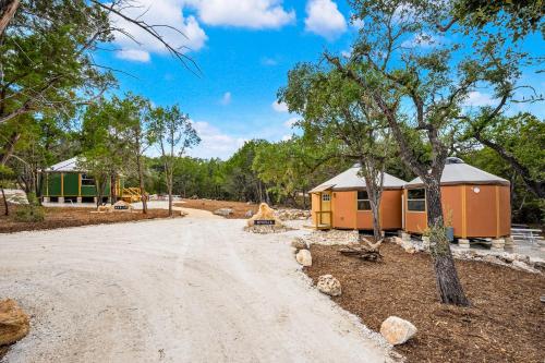 Monroe & Magnolia - Freedom Yurt Cabins in Canyon Lake, USA