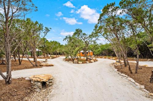 Monroe & Magnolia - Freedom Yurt Cabins in Canyon Lake, USA