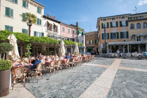 Casa Bel Tramonto - Lakeview Apt & Beach Access - Happy Rentals - image 4