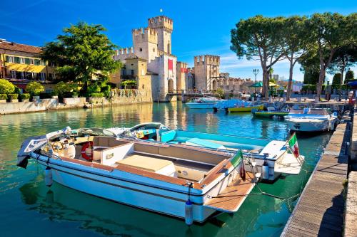 Casa Bel Tramonto - Lakeview Apt & Beach Access - Happy Rentals - image 2