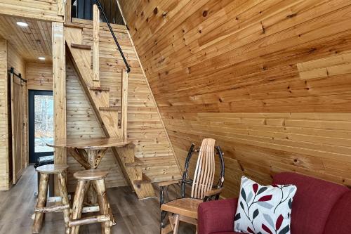 Overlook Cabin in Newport, USA