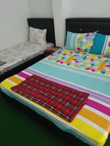 Karim CT Guest House – Malacca , TX