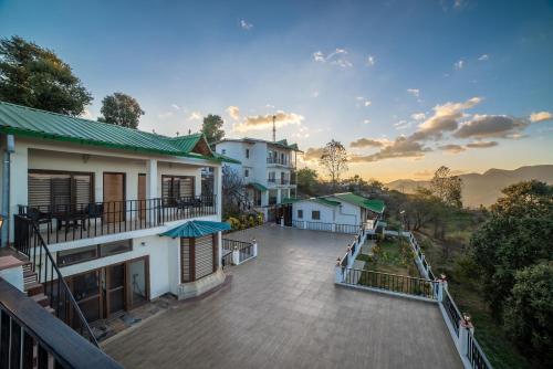 Dhanachuli Retreat