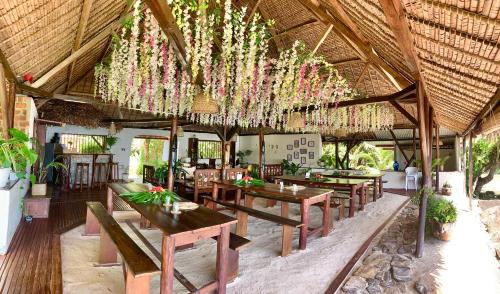 Ресторан, Aurora Lodge in Ile Sainte Marie