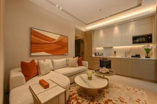 Family Suite with Panoramic Bay View image 1
