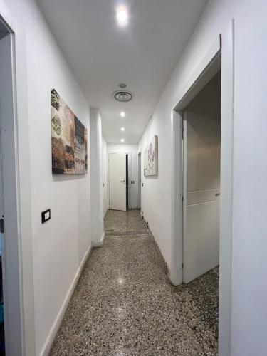 Twin Room with Private External Bathroom