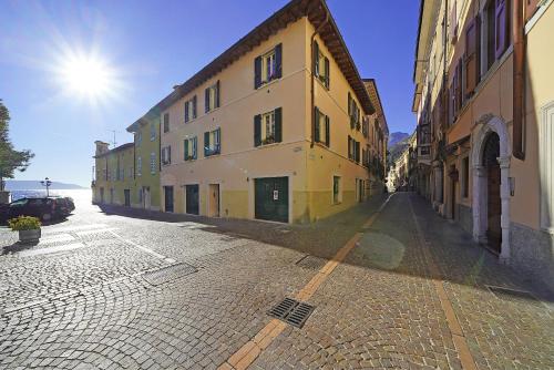 Gemhouse Rubino garda lake in Gargnano