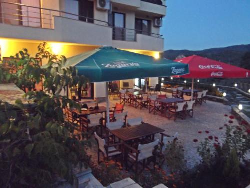 Iekārtas, Hotel Enchevi in Kirkovo
