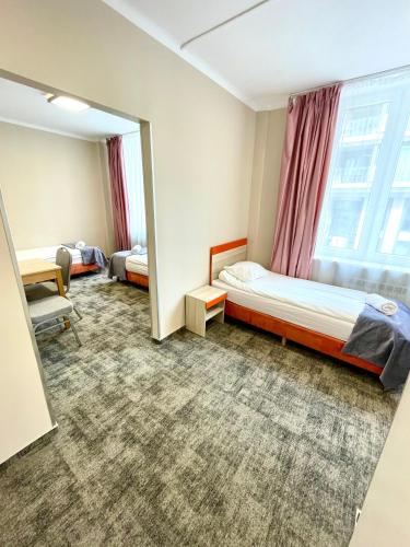 eMKa Hostel – Warsaw, AL