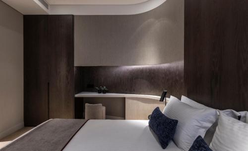 NJV Athens Plaza - image 6