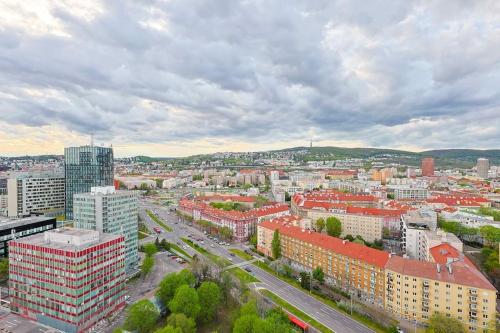 Danubius One - spacious apartment w free parking, Bratislava (photo 9)